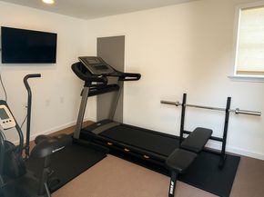 77 Hampton Place, Freeport NY 11520