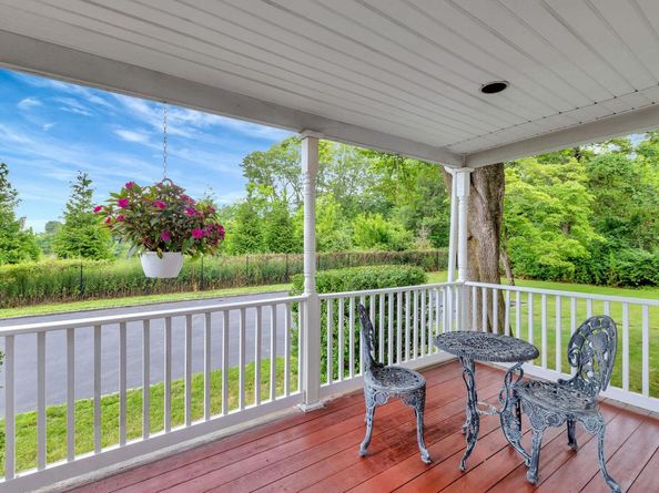 1 Garfield Court, Nesconset NY 11767