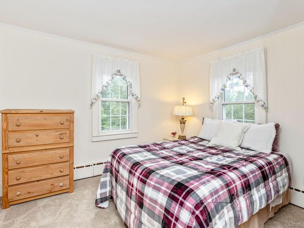 1 Garfield Court, Nesconset NY 11767