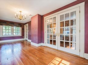 123 Broadway, Rockville Centre NY 11570