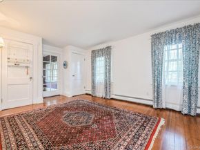 123 Broadway, Rockville Centre NY 11570