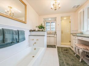 123 Broadway, Rockville Centre NY 11570