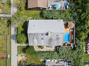 17-18 Bungalow Walk, Ocean Beach NY 11770