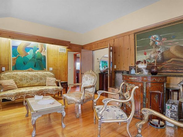 140 Long Drive, Hempstead NY 11550