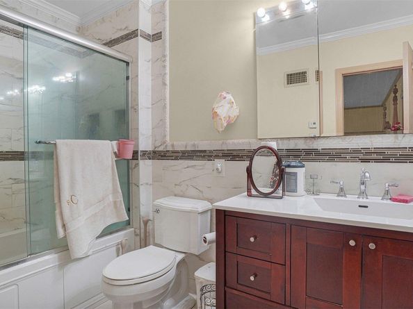 140 Long Drive, Hempstead NY 11550