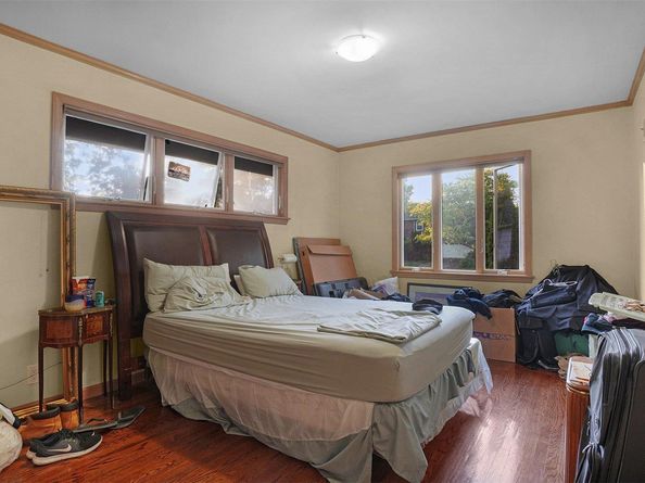140 Long Drive, Hempstead NY 11550