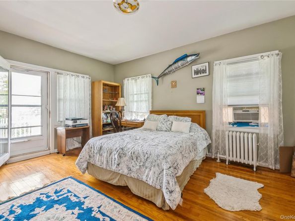 898 West Broadway, Woodmere NY 11598