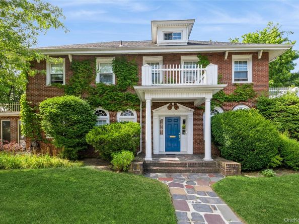 898 West Broadway, Woodmere NY 11598