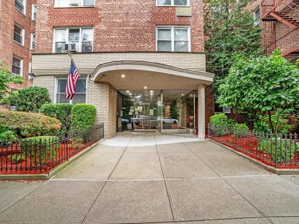 4295 Webster Avenue 5J, Bronx NY 10470