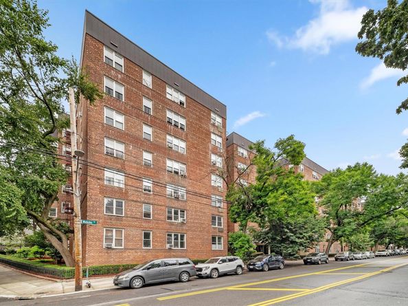 4295 Webster Avenue 5J, Bronx NY 10470