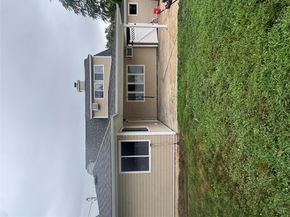 36 Atlas Lane, Hicksville NY 11801