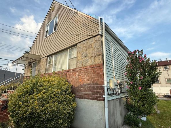 14605 227th Street, Springfield Gardens NY 11413