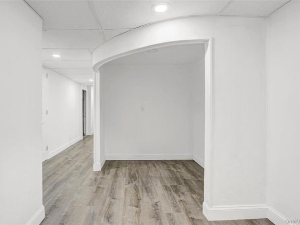 14 Emporia Avenue, Elmont NY 11003