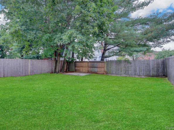 14 Emporia Avenue, Elmont NY 11003