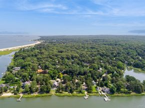 61 Hidden Cove Court, Southampton NY 11968