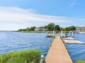 16 Lovers Lane, Aquebogue NY 11931