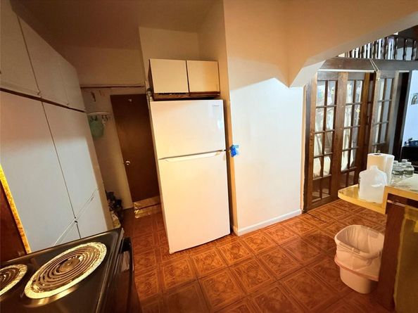 976 Sackett Avenue, Bronx NY 10462