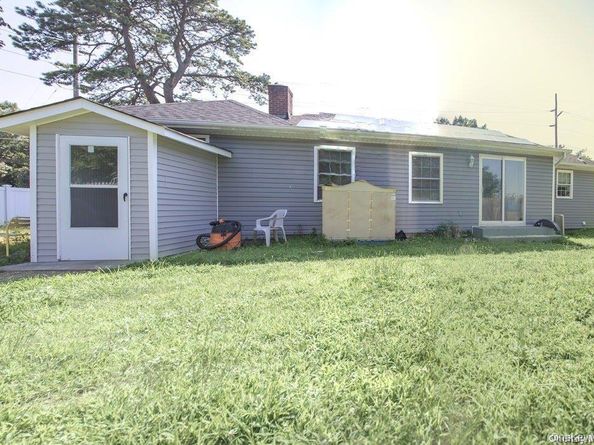 1227 Little East Neck Road, West Babylon NY 11704