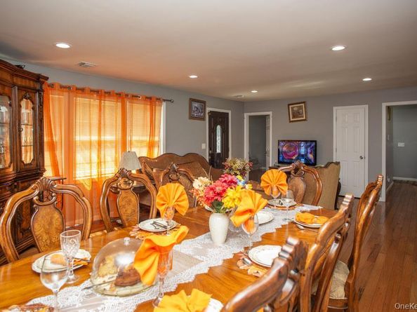 1227 Little East Neck Road, West Babylon NY 11704