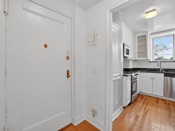 1348 Midland Avenue 5M, Bronxville NY 10708