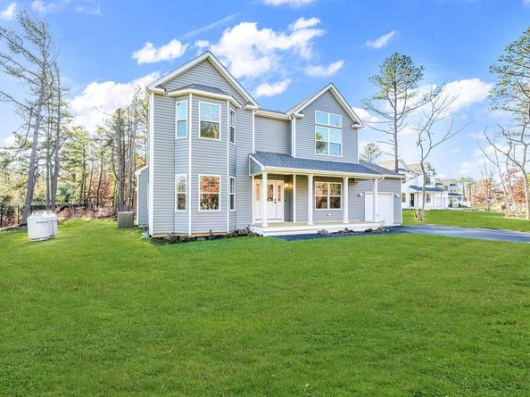 2 Mill Lane, Medford NY 11763