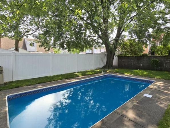 15741 87th Street, Howard Beach NY 11414