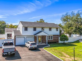 61 Andover Drive