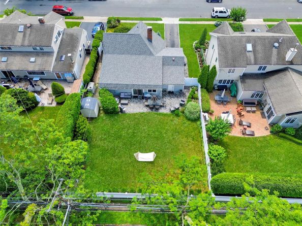 50 Pilgrim Lane, Westbury NY 11590