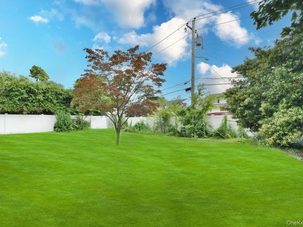 3287 Milburn Avenue, Baldwin NY 11510