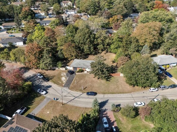 1524 Pine Acres Boulevard, Bay Shore NY 11706