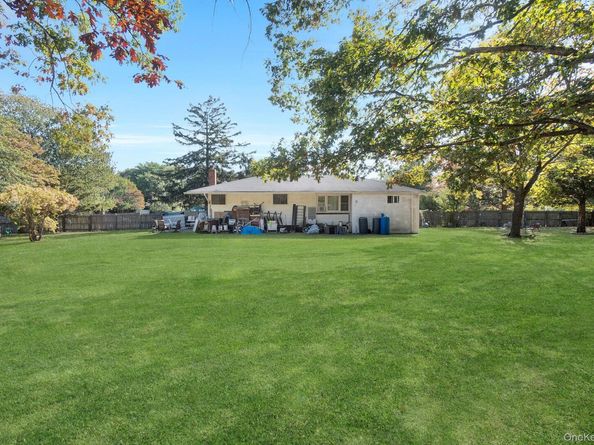 1524 Pine Acres Boulevard, Bay Shore NY 11706