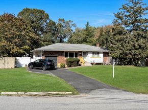 1524 Pine Acres Boulevard, Bay Shore NY 11706