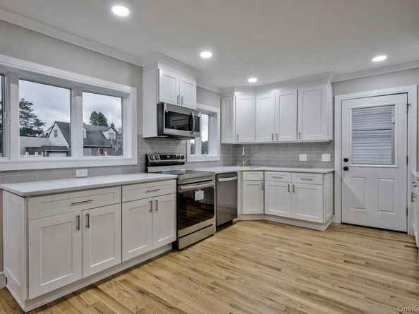 115 Rita Drive, East Meadow NY 11554