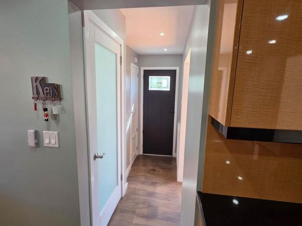 2711 W Alder Road, Bellmore NY 11710