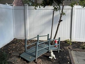 2711 W Alder Road, Bellmore NY 11710