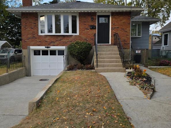 2711 W Alder Road, Bellmore NY 11710