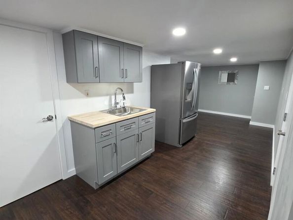 2711 W Alder Road, Bellmore NY 11710