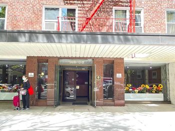 142-05 Roosevelt Avenue