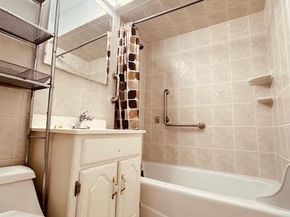 142-05 Roosevelt Avenue 204, Flushing NY 11354
