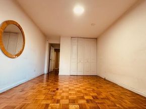 142-05 Roosevelt Avenue 204, Flushing NY 11354
