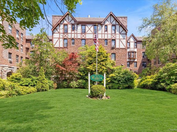 160-15 Powells Cove Boulevard C202, Beechhurst NY 11357