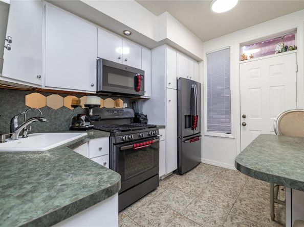 126-17 101 Avenue, Richmond Hill NY 11419