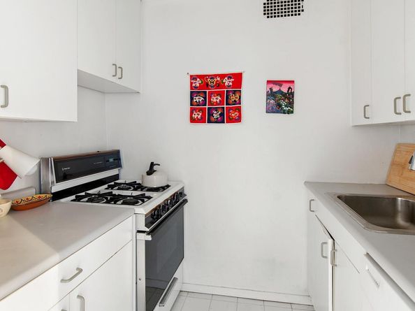 2400 Johnson Avenue 3B, Bronx NY 10463