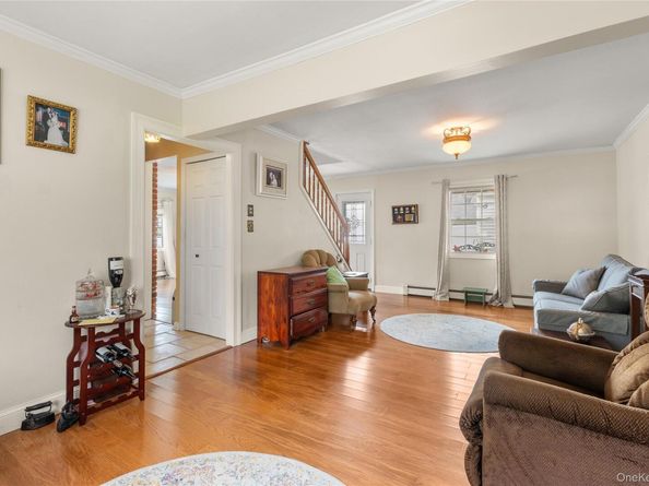 46 Tallow Lane, Levittown NY 11756
