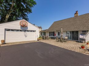 46 Tallow Lane, Levittown NY 11756