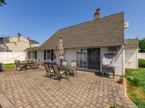 46 Tallow Lane, Levittown NY 11756