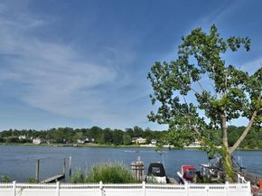 320 E Shore Road 2A, Great Neck NY 11023