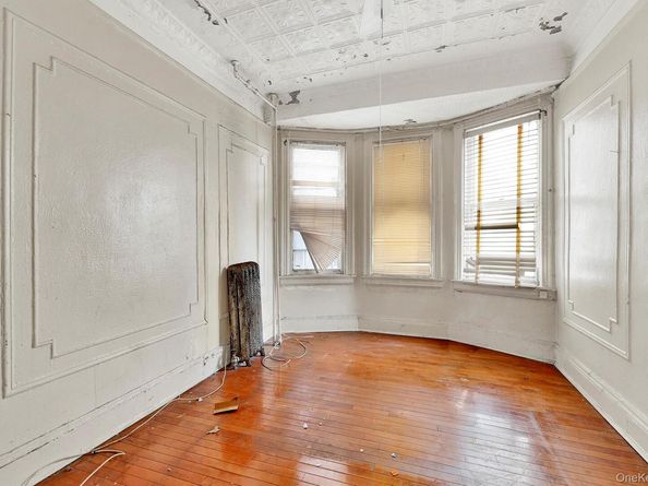 53 E 52nd Street, Brooklyn NY 11203