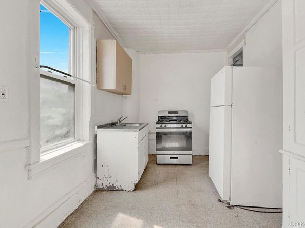 53 E 52nd Street, Brooklyn NY 11203