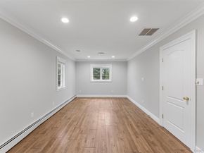 28 Trainor Ave, Center Moriches NY 11934